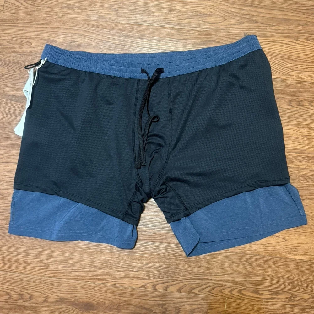 NWT Tommy Bahama 6